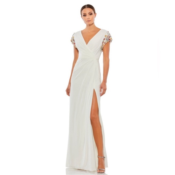 Mac Duggal Embelished Sleeve Jersey Wrap Gown White Size 4